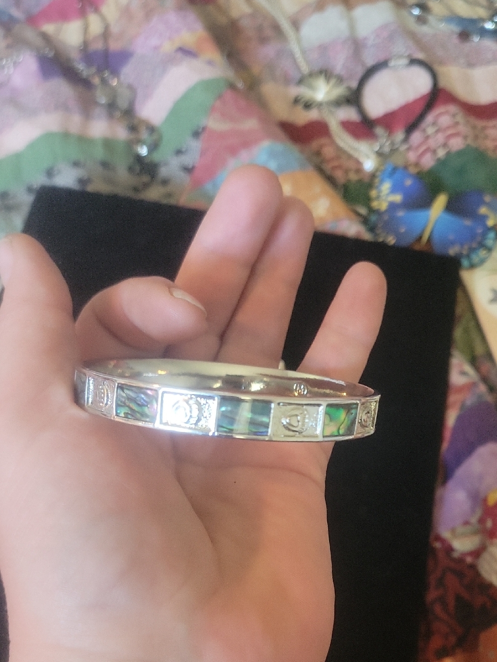Silver Tone Abalone Inlay Hinged Bangle Bracelet - Iridescent Green